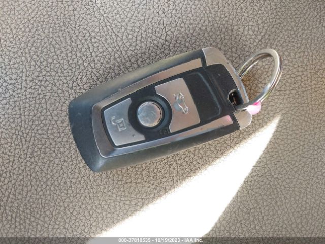WBA3B1G54ENT00503 BMW 3 Series 320i