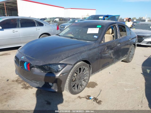 WBA3B1G54ENT00503 BMW 3 Series 320i