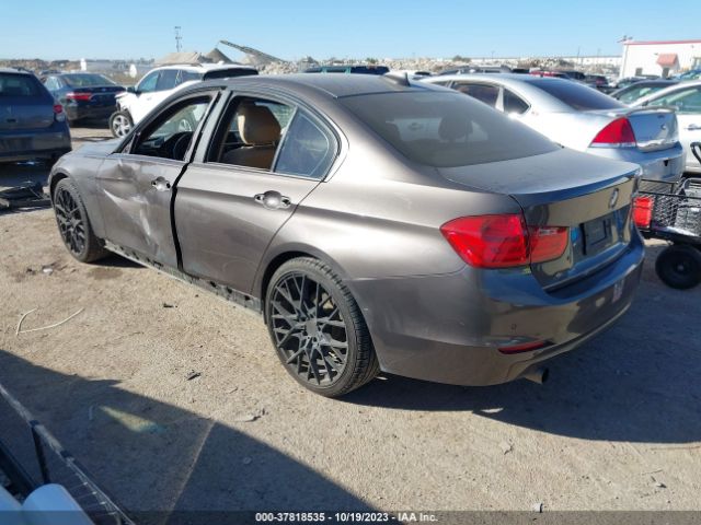 WBA3B1G54ENT00503 BMW 3 Series 320i