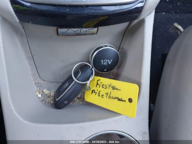 3FADP4FJ3EM182551 Ford Fiesta Titanium