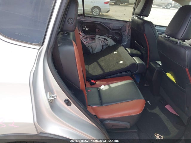 Toyota RAV4 2015 2T3DF4EV3FW370911 Image 8