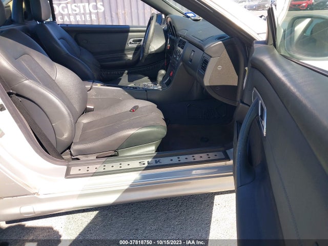 2004 MERCEDES-BENZ SLK-CLASS VIN: WDBKK49F94F307895