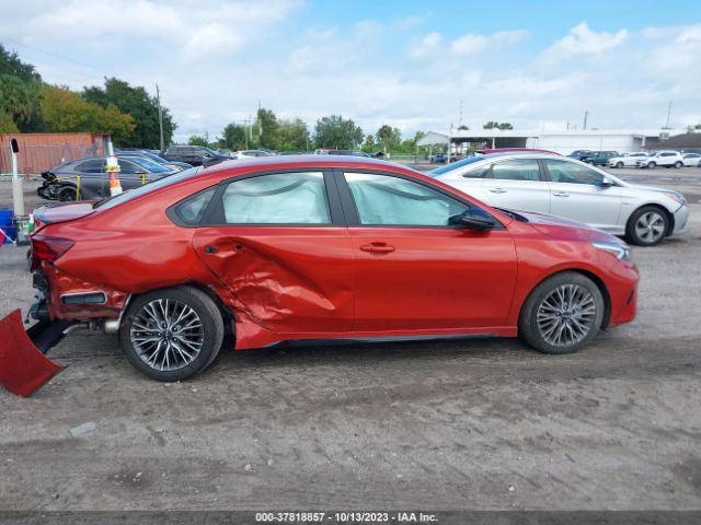 3KPF54AD7PE662406 KIA Forte Gt-line