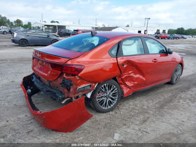 3KPF54AD7PE662406 KIA Forte Gt-line