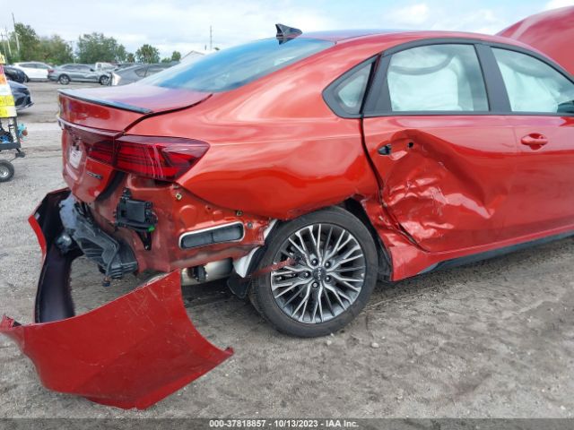 3KPF54AD7PE662406 KIA Forte Gt-line