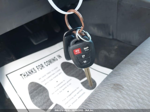 2018 Toyota Corolla Le მანქანა იყიდება აუქციონზე, vin: 2T1BURHE0JC057064, აუქციონის ნომერი: 37818918