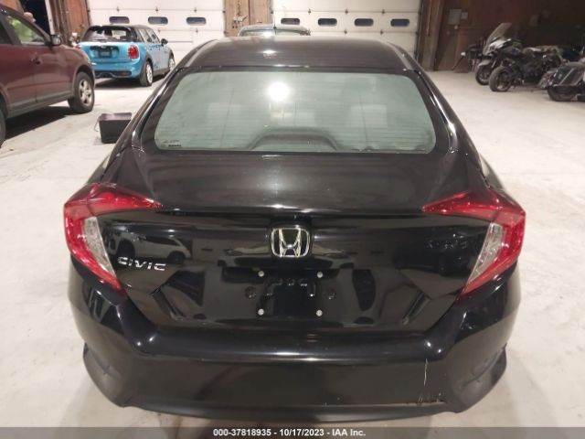 2HGFC2F50JH530371 Honda Civic Sedan Lx