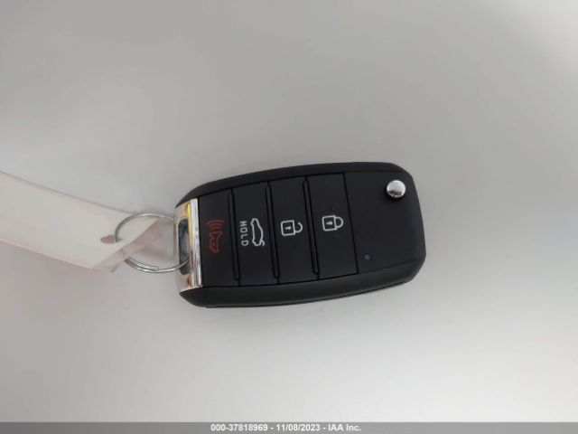 5XXGT4L36KG312540 KIA Optima Lx