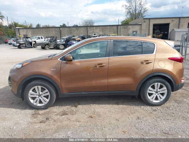 KNDPMCAC5J7444139 KIA Sportage Lx