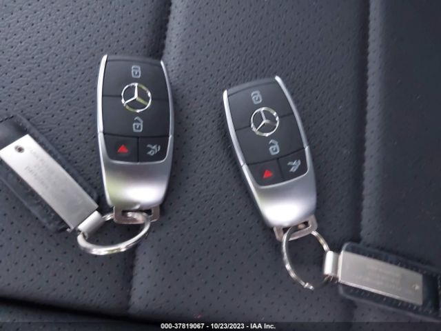 4JGFB4JB8LA242153 Mercedes-Benz GLE