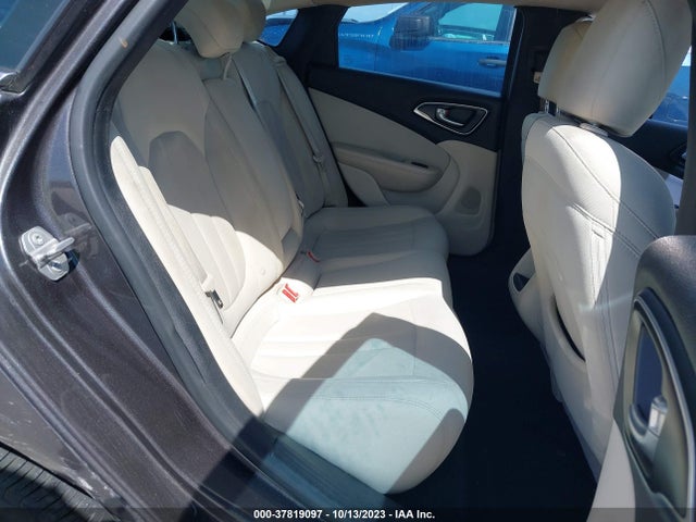 Chrysler 200 Limited 2016 1C3CCCAB0GN101885 Image 8