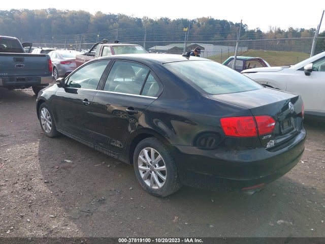 3VWD07AJ2EM292687 Volkswagen Jetta Sedan Se W/connectivity