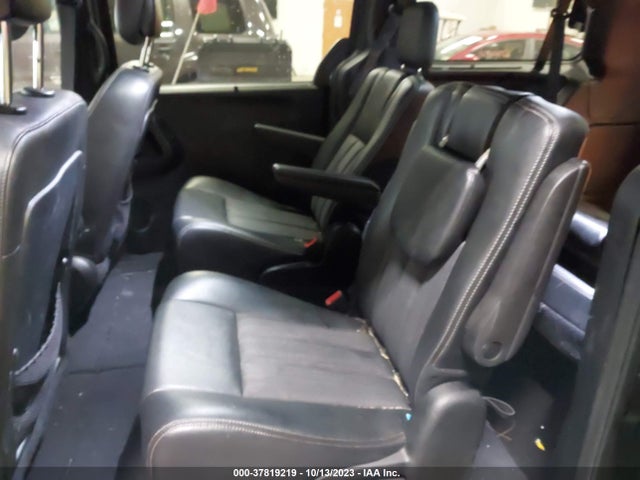 2C4RC1HG3FR731350 Chrysler Town & Country S