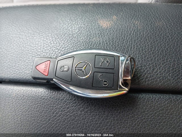 2017 MERCEDES-BENZ C 300 SPORT 4MATIC/LUXURY 4MATIC/4MATIC VIN: WDDWF4KB3HR295073