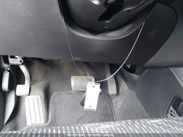 2013 DODGE JOURNEY SXT VIN: 3C4PDCBB8DT530292