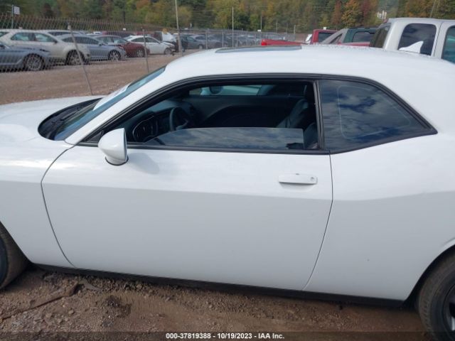 2C3CDZAG9JH258987 Dodge Challenger Sxt Plus