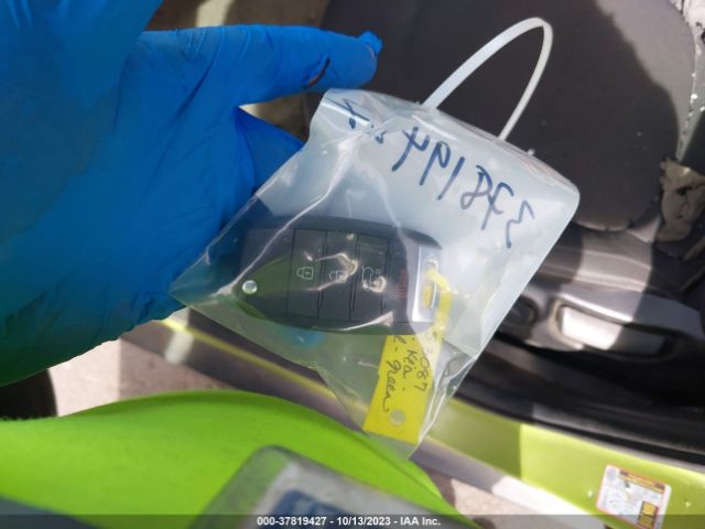 KNDJN2A26G7845681 KIA Soul Base