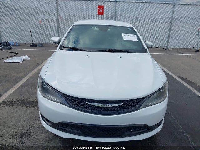 Chrysler 200 S 2015 1C3CCCBB9FN624397 Image 12