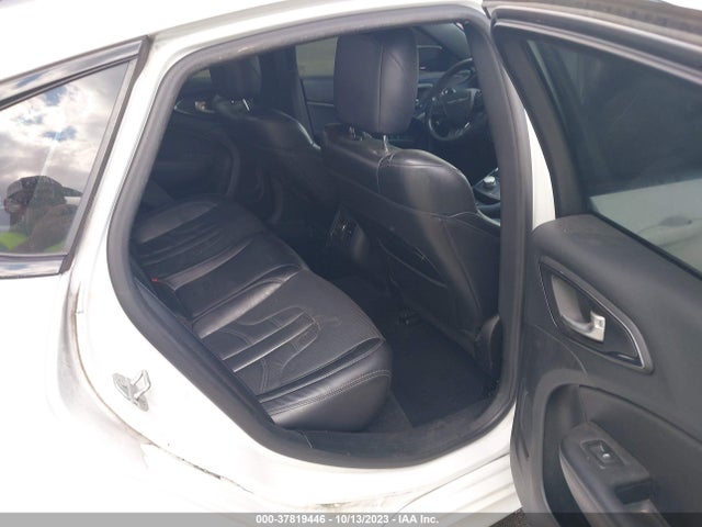 Chrysler 200 S 2015 1C3CCCBB9FN624397 Image 8