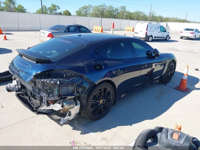 2016 PORSCHE PANAMERA WP0AA2A70GL003191 Photo 3