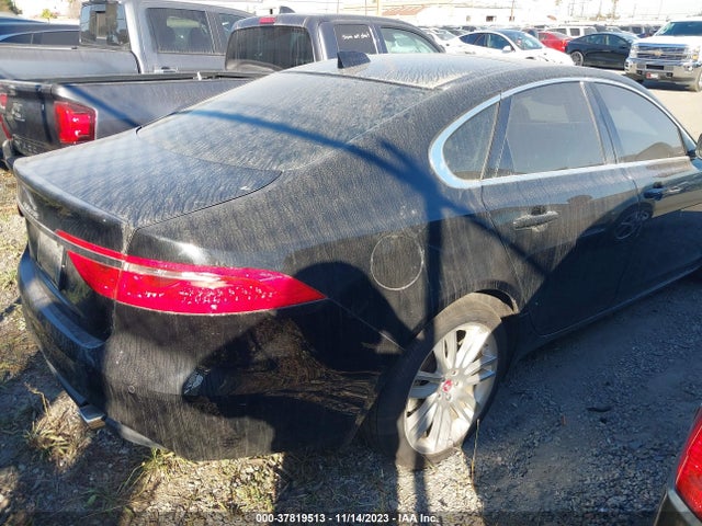 2016 JAGUAR XF SAJBE4BV6GCY14304 Photo 3