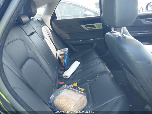 2016 JAGUAR XF SAJBE4BV6GCY14304 Photo 7