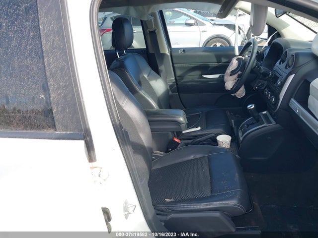 1C4NJCEA2ED550421 Jeep Compass Latitude