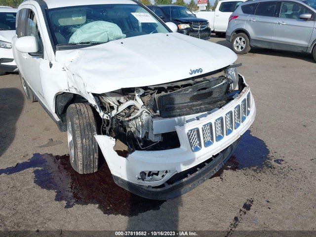 1C4NJCEA2ED550421 Jeep Compass Latitude