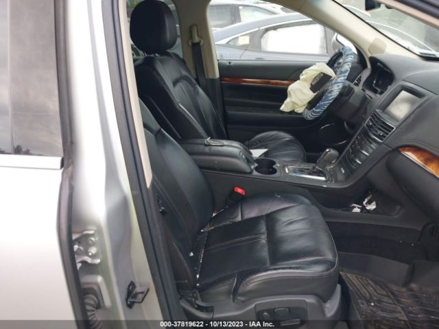 2LMHJ5FK4EBL53420 Lincoln MKT