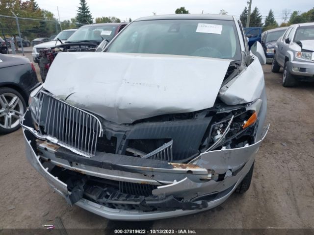 2LMHJ5FK4EBL53420 Lincoln MKT