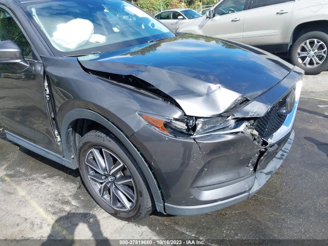 2018 MAZDA CX-5 TOURING VIN: JM3KFBCM1J0329378