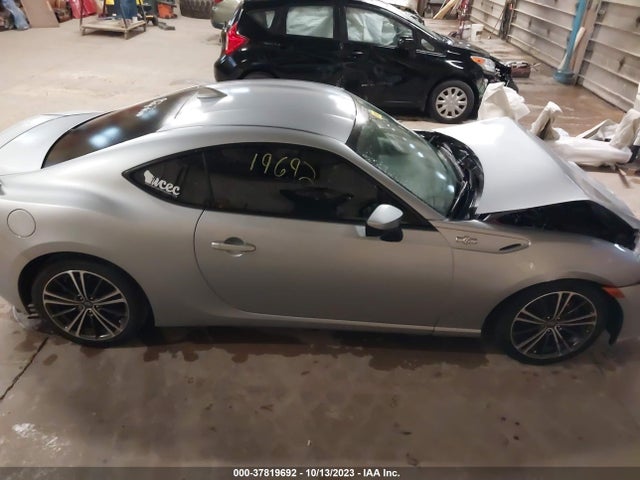 JF1ZNAA18G8708942 Scion FR-S