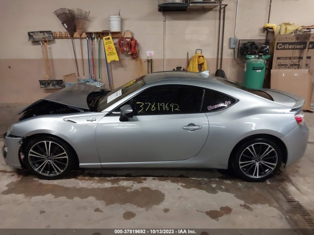 JF1ZNAA18G8708942 Scion FR-S