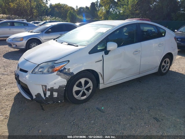 Toyota Prius Four/five/three/one/two 2014 JTDKN3DU4E1824478 Image 2