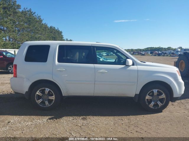 5FNYF4H30FB048776 Honda PILOT SE