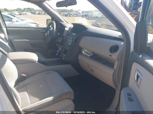 5FNYF4H30FB048776 Honda PILOT SE
