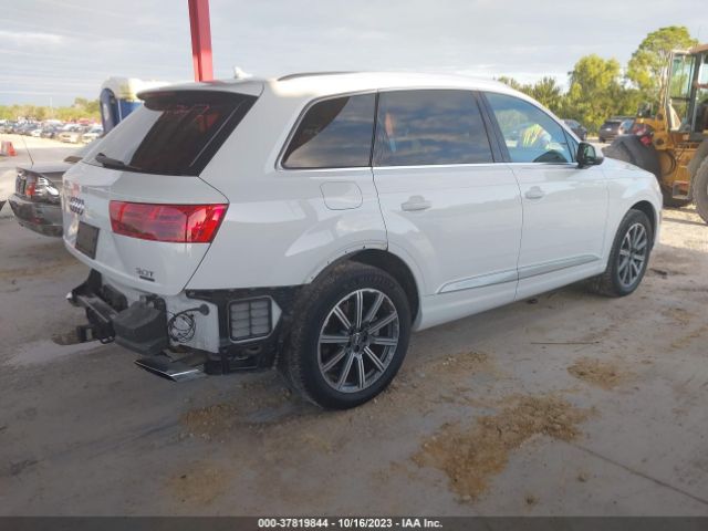 2017 AUDI Q7 WA1VAAF73HD052637 Photo 3