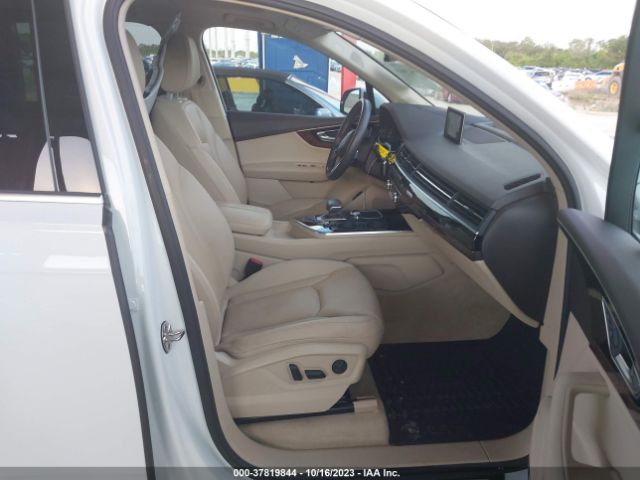 2017 AUDI Q7 WA1VAAF73HD052637 Photo 4
