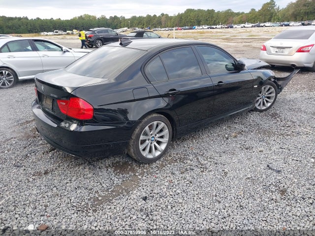 2011 BMW 3 SERIES WBAPH7G58BNN02436 Photo 3