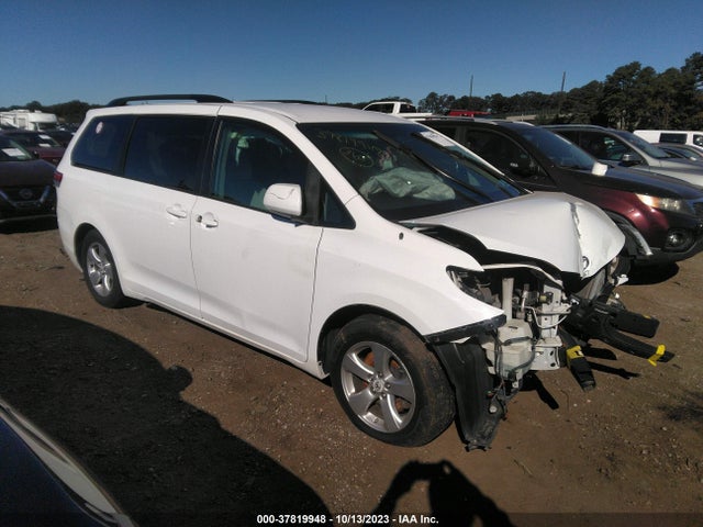 2012 TOYOTA SIENNA LE VIN: 5TDKK3DC7CS218978