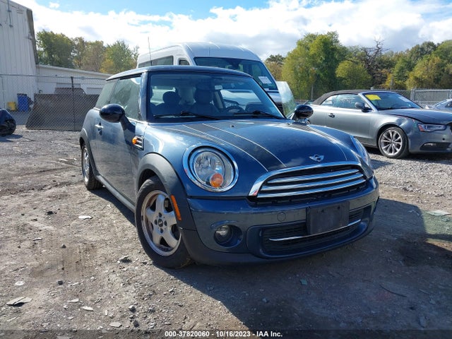 2011 MINI COOPER HARDTOP WMWSU3C50BTX97080 Photo 5