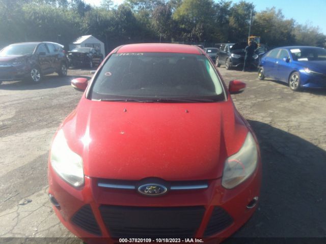 1FADP3K22EL155495 Ford FOCUS SE