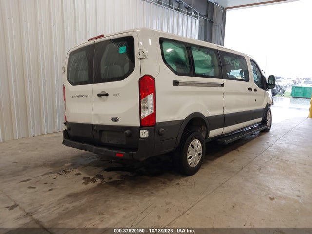 Ford Transit Passenger Wagon Xlt 2019 1FBZX2YM5KKB10818 Image 4