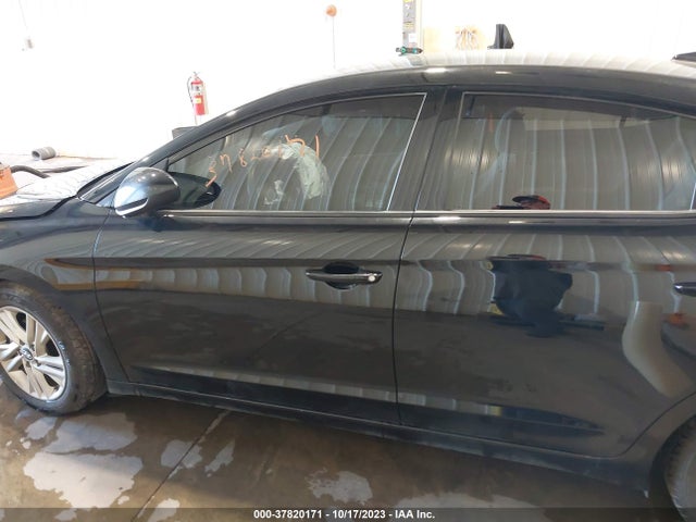 2019 HYUNDAI ELANTRA SEL VIN: 5NPD84LF8KH403960