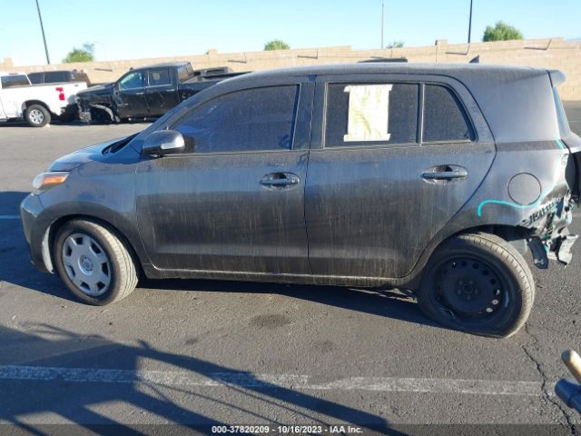 JTKKUPB45E1046486 Scion XD