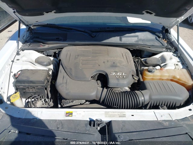 2013 DODGE CHALLENGER SXT VIN: 2C3CDYAG4DH642044