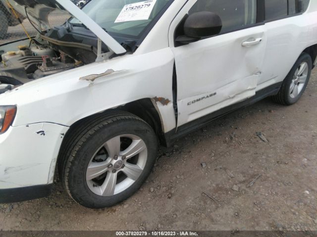 1C4NJDBB6GD723279 Jeep Compass Sport