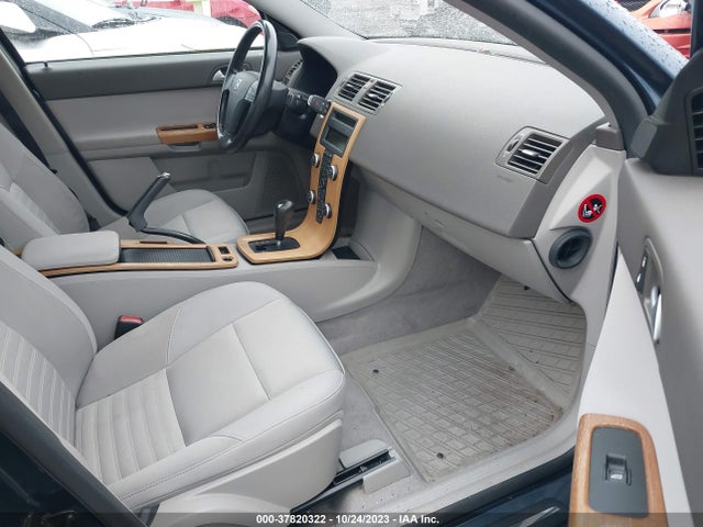 2008 VOLVO S40 2.4L VIN: YV1MS382982405867