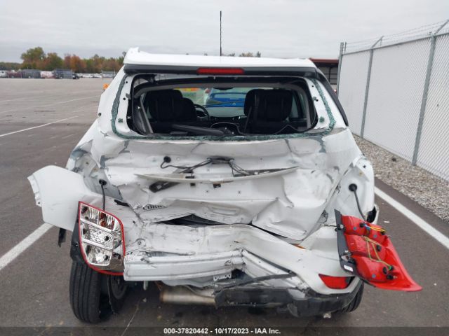 KL7CJNSB5MB306334 Chevrolet Trax Awd Ls