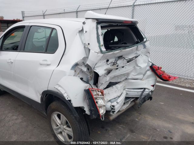 KL7CJNSB5MB306334 Chevrolet Trax Awd Ls